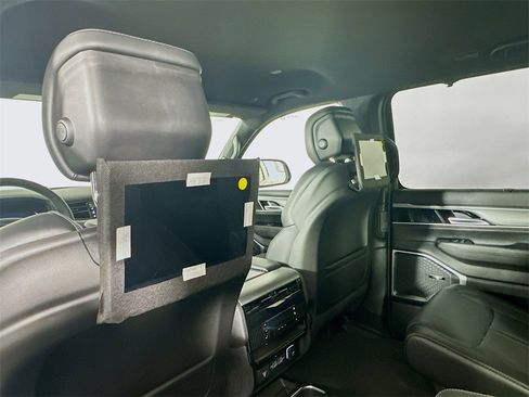 New 2025 Jeep Wagoneer Series II w/ Convenience Group I image 22