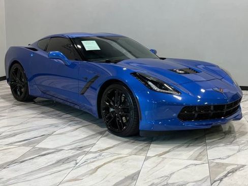 Used 2019 Chevrolet Corvette Stingray Coupe w/ Battery Protection Package RWD image 5