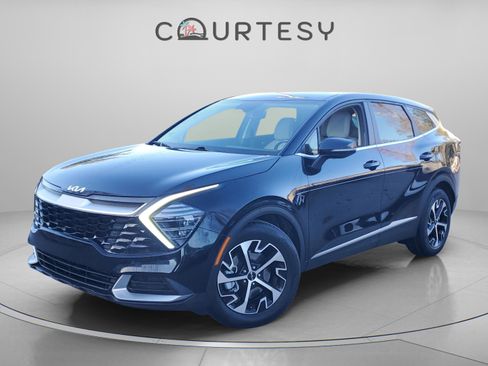Certified 2024 Kia Sportage EX image 1