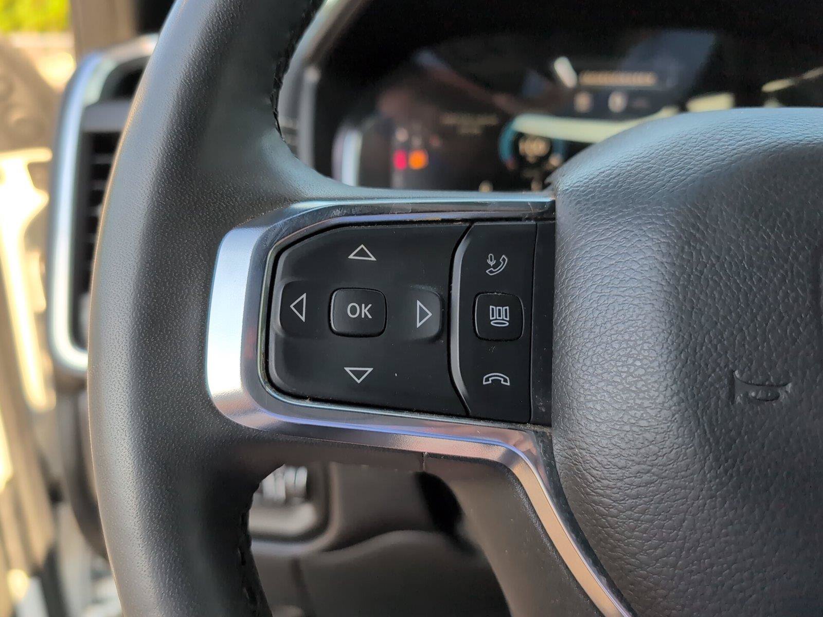 Used 2025 RAM 2500 Laramie AWD/4WD image 28