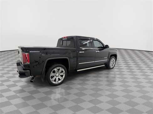 Used 2017 GMC Sierra 1500 Denali w/ Denali Ultimate Package image 11