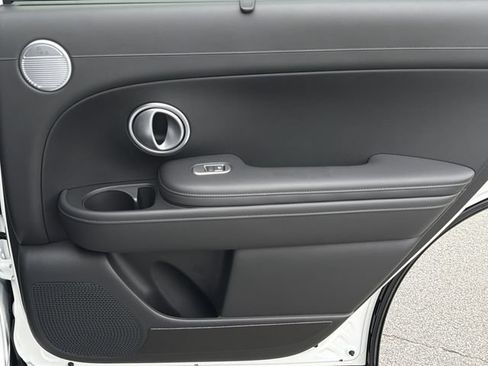 New 2026 Hyundai Palisade SEL Premium FWD image 18