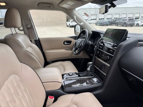 Used 2024 Nissan Armada Platinum w/ Cargo Package image 13