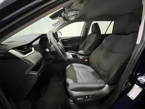 Certified 2025 Toyota RAV4 XLE AWD/4WD image 10