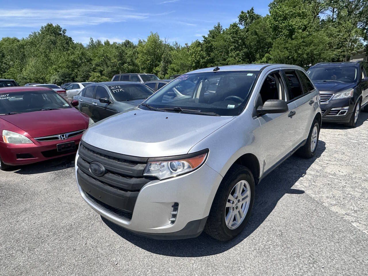 Used 2013 Ford Edge SE FWD image 2