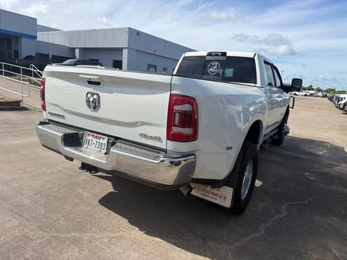 Used 2024 RAM 3500 Laramie w/ Towing Technology Group AWD/4WD image 15