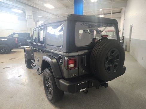 Used 2023 Jeep Wrangler Unlimited Sport image 8