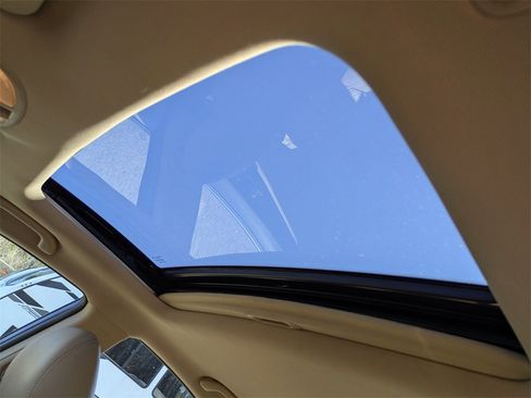 Used 2011 Hyundai Sonata Limited w/ Navigation Pkg 5 image 21