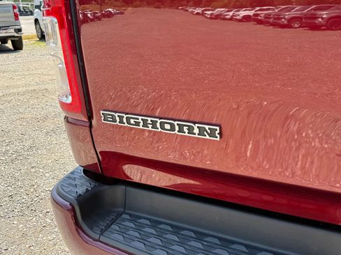 Used 2020 RAM 1500 Big Horn AWD/4WD image 11