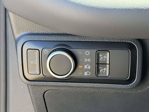 New 2026 Ford Explorer Active AWD/4WD image 19