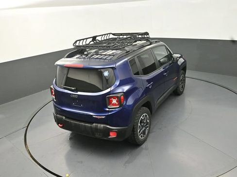 Used 2016 Jeep Renegade Trailhawk AWD/4WD image 29