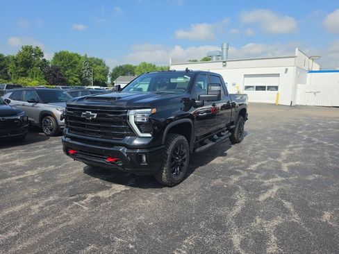 New 2026 Chevrolet Silverado 3500 LT w/ Trail Boss Package AWD/4WD image 3