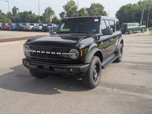 New 2026 Ford Bronco Outer Banks AWD/4WD image 7