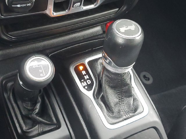 Used 2021 Jeep Wrangler Unlimited Sahara AWD/4WD image 28