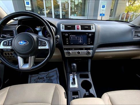 Used 2017 Subaru Outback 2.5i Limited image 16