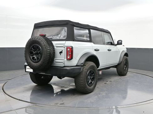 Certified 2023 Ford Bronco Wildtrak image 11