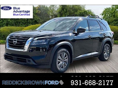 Used 2025 Nissan Pathfinder SV w/ SV Premium Package FWD image 1