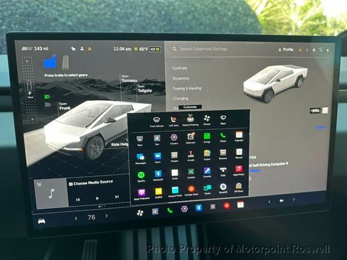 Used 2024 Tesla Cybertruck AWD Crew Cab image 25