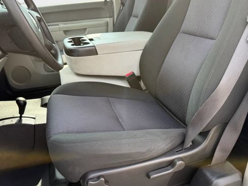 Used 2012 Chevrolet Silverado 1500 W/T image 10