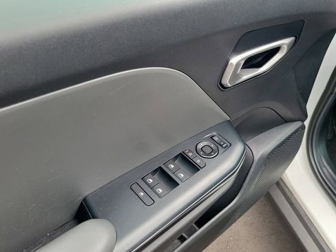 Certified 2025 Kia K4 FWD image 8