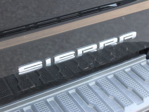 Used 2022 GMC Sierra 1500 Denali w/ Technology Package image 57