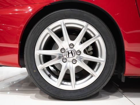 Used 2004 Honda S2000 image 44