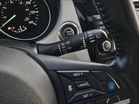 Used 2021 Nissan Rogue Sport SL w/ Premium Package FWD image 30