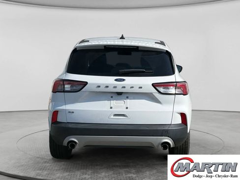 Used 2022 Ford Escape SE FWD image 6