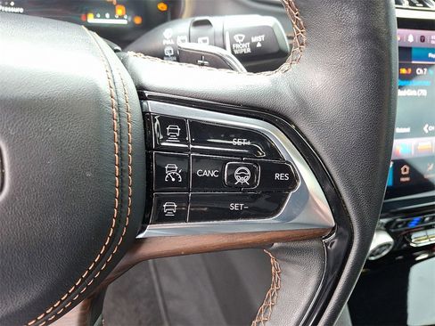 Used 2022 Jeep Grand Cherokee Summit image 23