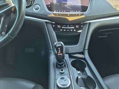 Used 2021 Cadillac XT5 Premium Luxury image 22