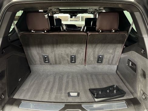 Used 2023 Cadillac Escalade Sport Platinum AWD/4WD image 41
