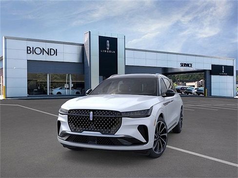 New 2026 Lincoln Nautilus Black Label AWD/4WD image 2
