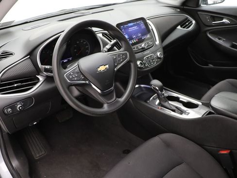 Used 2024 Chevrolet Malibu LT image 14