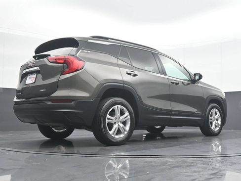Used 2020 GMC Terrain SLE w/ Driver Convenience Package AWD/4WD image 30