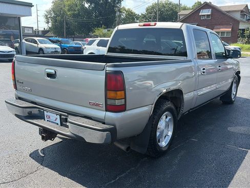 Used 2005 GMC Sierra 1500 SLE w/ Safe And Sound Package RWD image 5