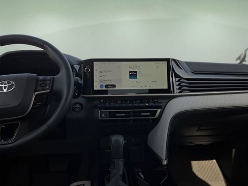 Used 2026 Toyota Camry XLE w/ Premium Plus Package image 11