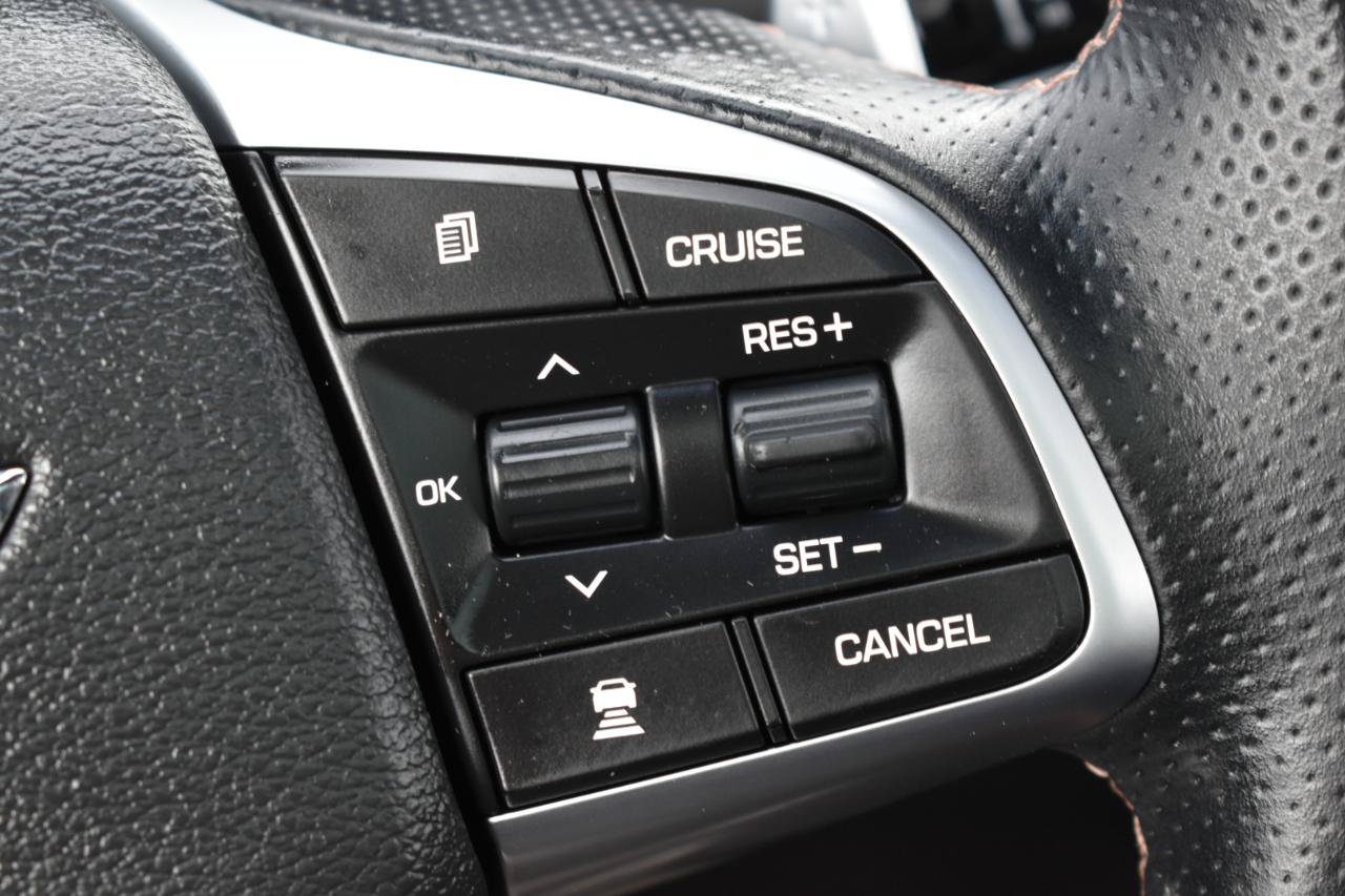 Used 2018 Genesis G80 3.3T Sport RWD image 16