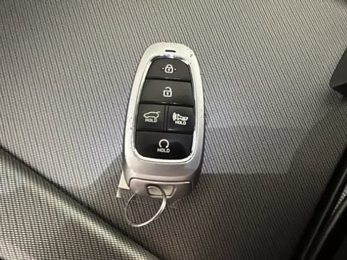 Used 2025 Hyundai Palisade SEL FWD image 20