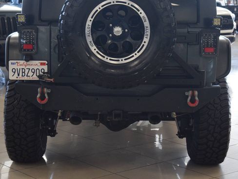 Used 2014 Jeep Wrangler Unlimited Sport w/ Quick Order Package 24S AWD/4WD image 59