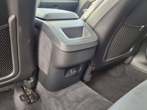 Certified 2024 Volvo XC60 B5 Plus AWD/4WD image 18