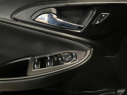 Used 2021 Chevrolet Malibu RS FWD image 31