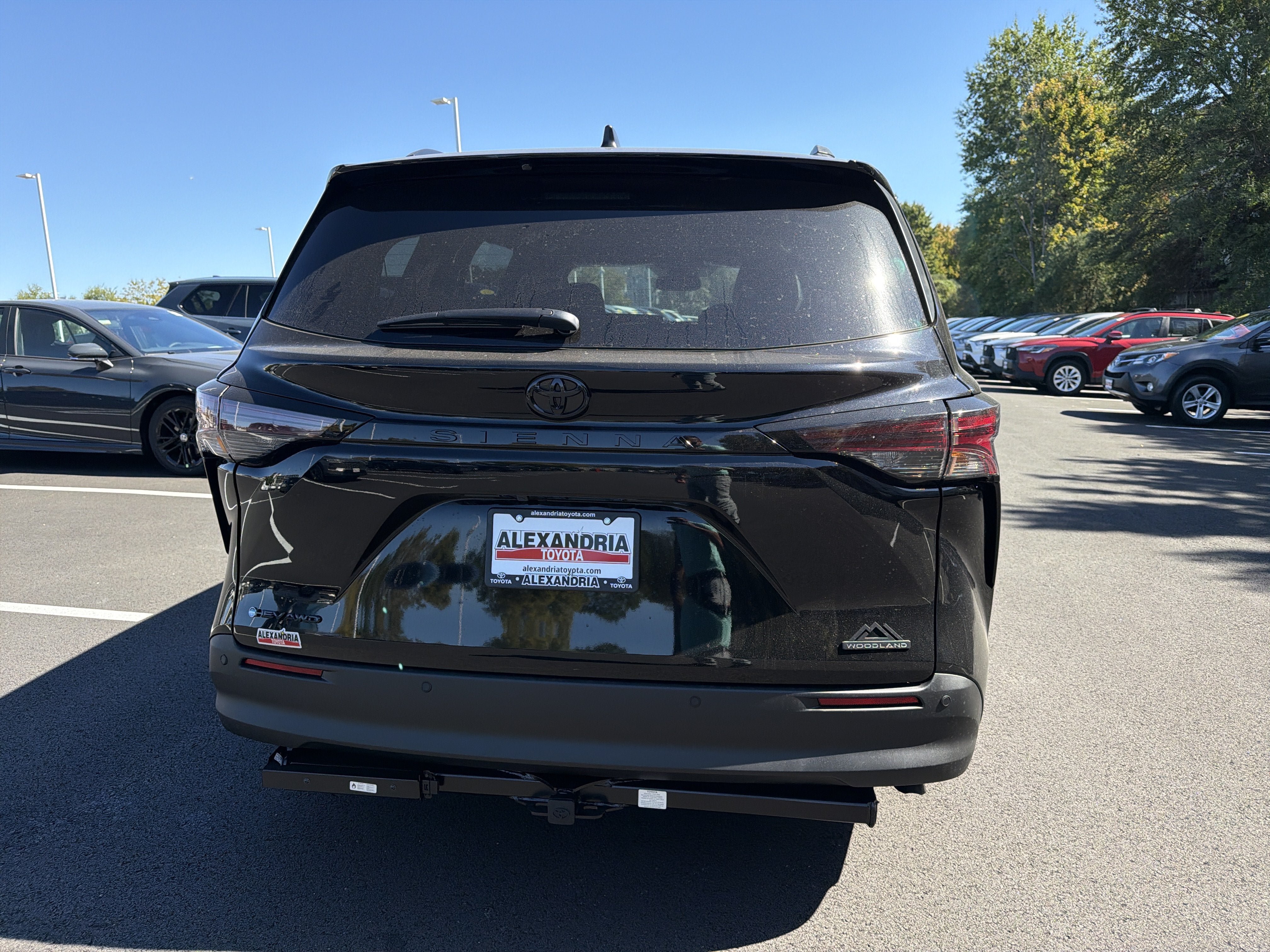 New 2026 Toyota Sienna XLE Woodland Edition AWD/4WD image 5