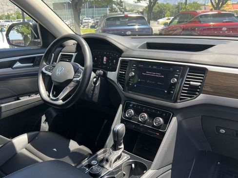Used 2023 Volkswagen Atlas SE w/ Panoramic Sunroof Package AWD/4WD image 20