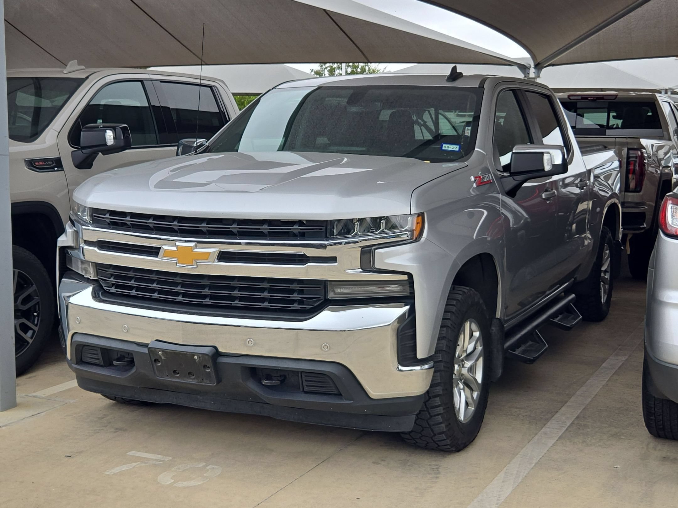 Used 2020 Chevrolet Silverado 1500 LT w/ All-Star Edition AWD/4WD image 3