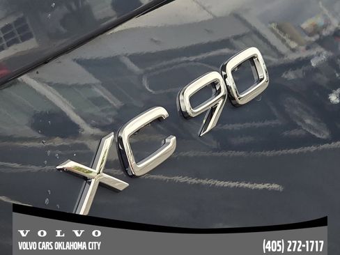 Used 2026 Volvo XC90 B6 Ultra w/ Protection Package image 10