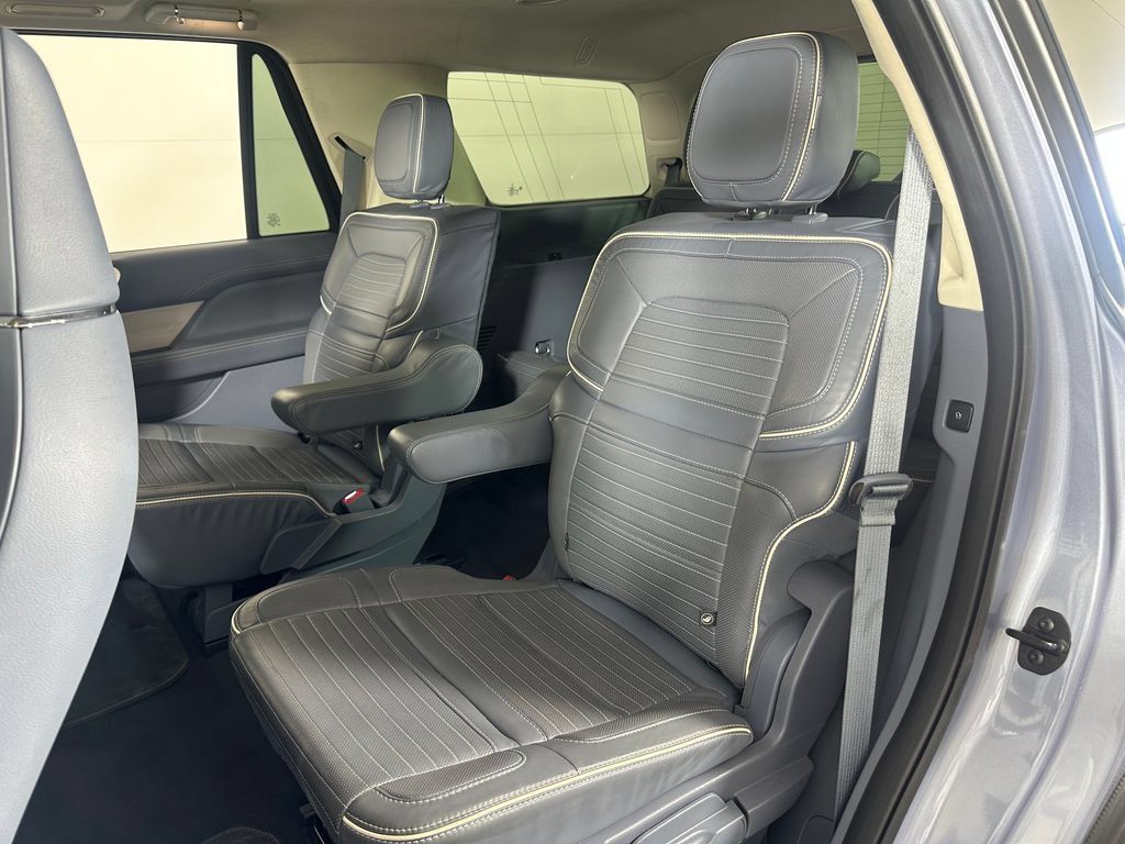 Used 2023 Lincoln Navigator Black Label AWD/4WD image 22