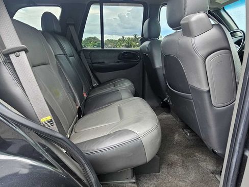 Used 2004 Chevrolet TrailBlazer LT w/ LT Preferred Equipment Group AWD/4WD image 25