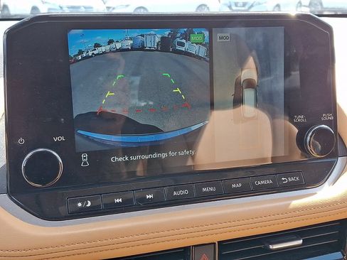 Certified 2023 Nissan Rogue Platinum w/ Platinum Premium Package AWD/4WD image 19