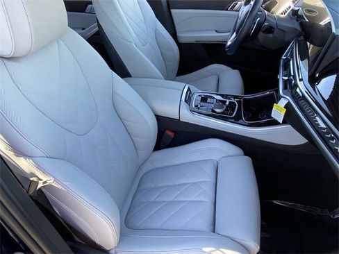 Certified 2024 BMW X5 xDrive50e w/ Premium Package image 12