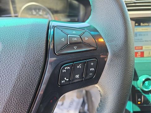Used 2019 Ford Explorer XLT w/ Equipment Group 201A AWD/4WD image 21